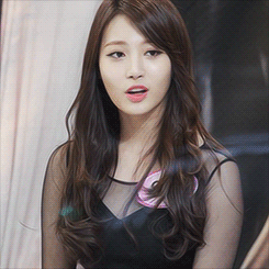 Bir dostimning qarzlari uchun porno qizlar